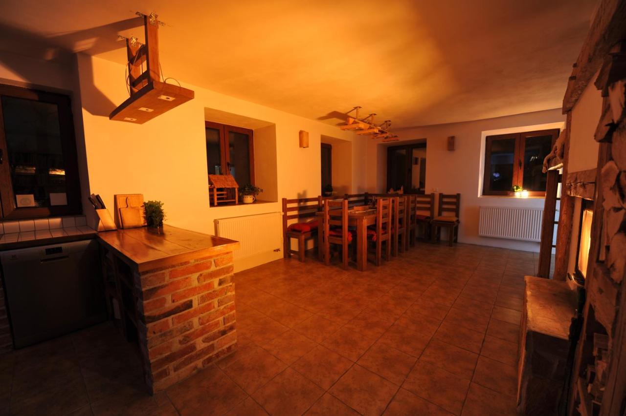 Penzion Dvur Obora  Extérieur photo